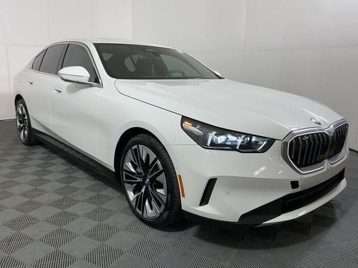 2024 BMW i5 eDrive40