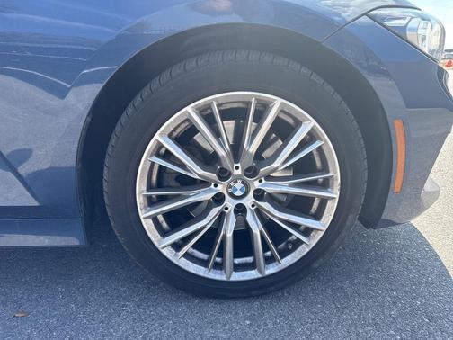2023 BMW 330 330i