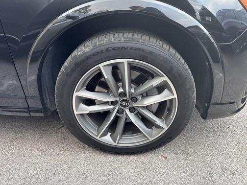 2021 Audi Q3 45 S line Premium