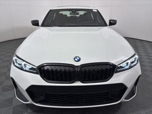 2025 BMW 330 i