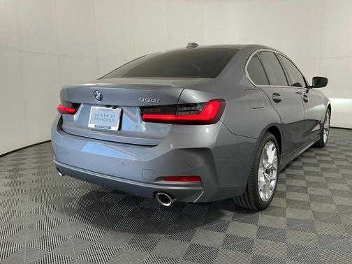 Skyscraper Grey Metallic 2026 BMW 330 NA
