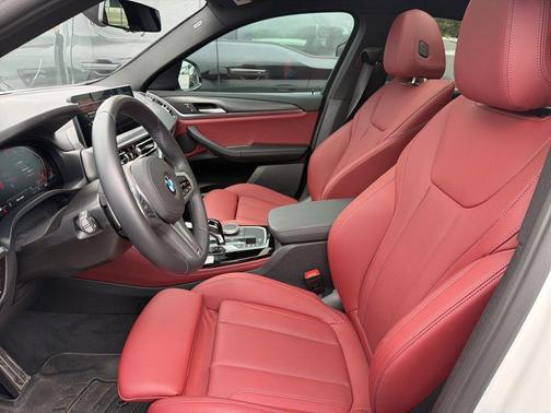 Alpine White 2025 BMW X4 xDrive30i