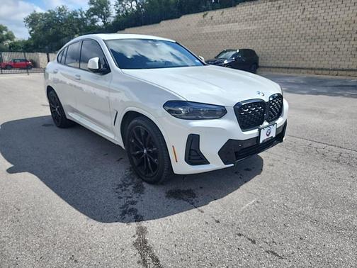 Alpine White 2025 BMW X4 xDrive30i