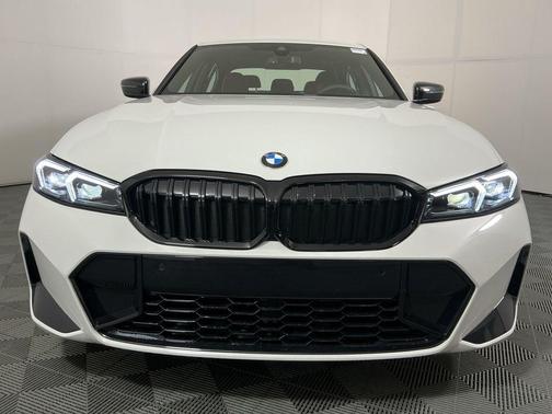 2026 BMW 330 i