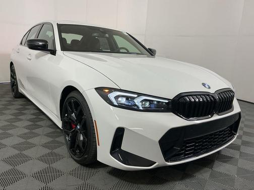 2026 BMW 330 i
