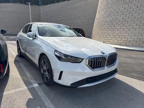 2024 BMW i5 eDrive40