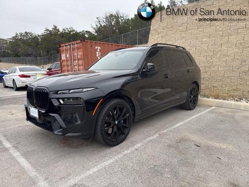2024 BMW X7 xDrive40i