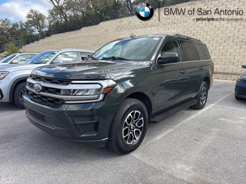 2022 Ford Expedition XLT