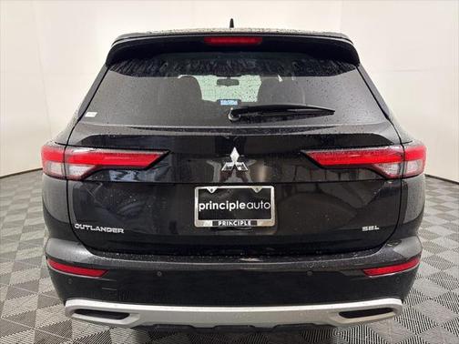 2023 Mitsubishi Outlander SEL 2.5 2WD