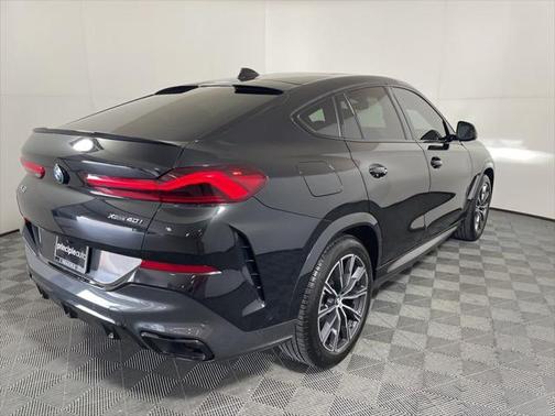 2022 BMW X6 xDrive40i
