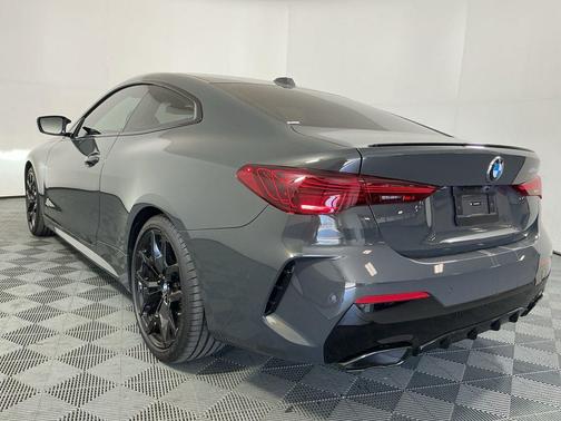 2026 BMW M440 i