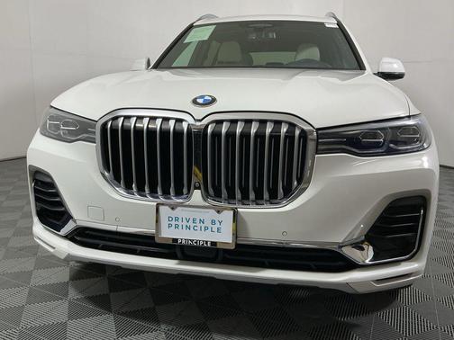 2019 BMW X7 xDrive50i