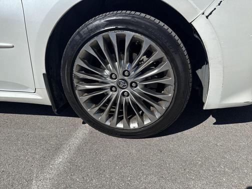 2016 Toyota Avalon Limited