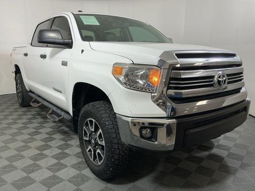 2017 Toyota Tundra SR5