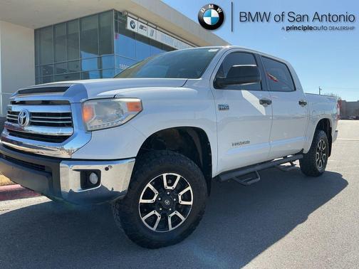 2017 Toyota Tundra SR5