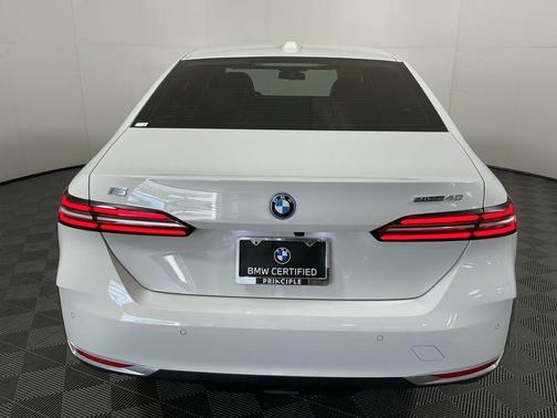 2024 BMW i5 eDrive40