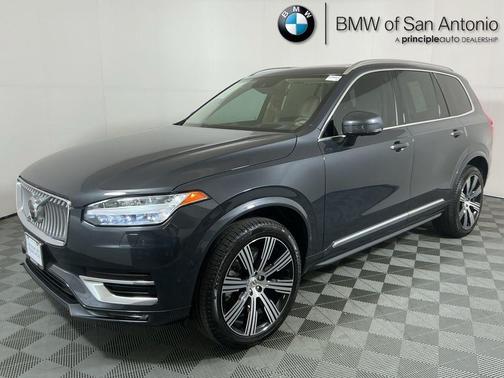 2022 Volvo XC90 T6 Inscription