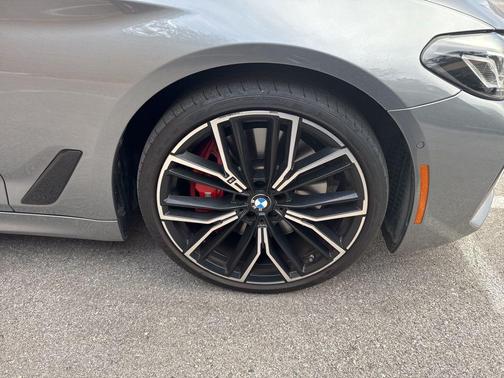 2023 BMW 540 i