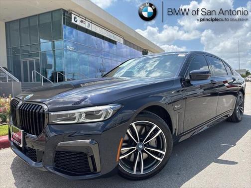 2022 BMW 745e xDrive
