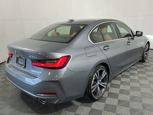 2024 BMW 330 i
