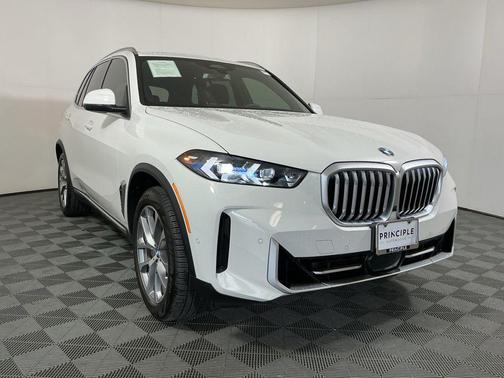 Alpine White 2026 BMW X5 sDrive40i