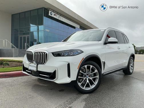 Alpine White 2026 BMW X5 sDrive40i