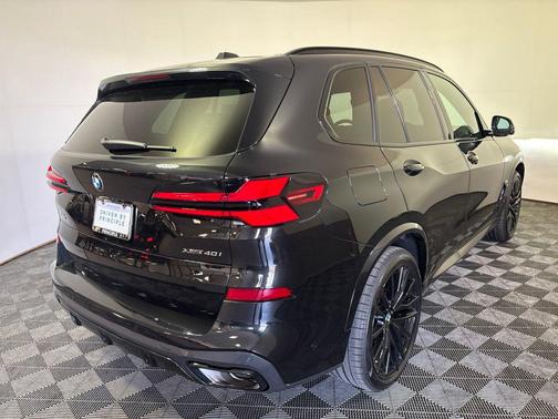 Black Sapphire Metallic 2026 BMW X5 xDrive40i
