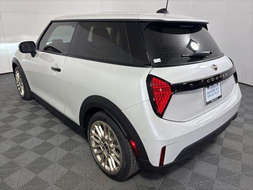 2025 MINI Hardtop Cooper