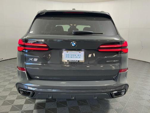2026 BMW X5 sDrive40i
