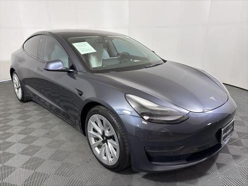 2022 Tesla Model 3 Standard Range