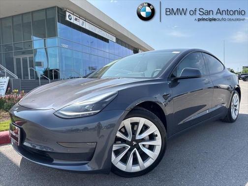 2022 Tesla Model 3 Standard Range
