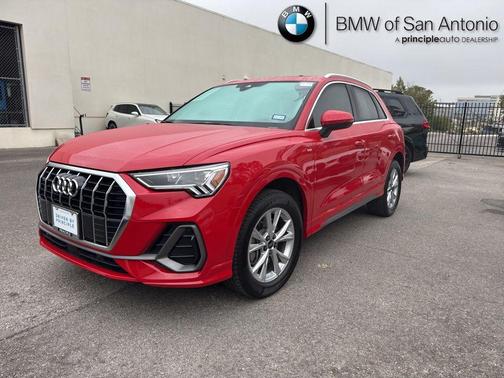 2024 Audi Q3 Premium 45 TFSI S line quattro Tiptronic