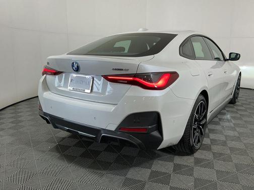 Mineral White Metallic 2023 BMW i4 Gran Coupe eDrive40
