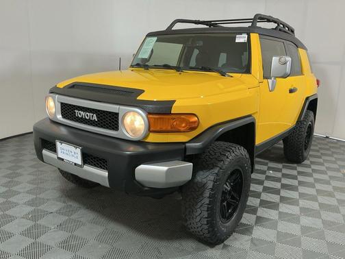 Sun Fusion 2010 Toyota FJ Cruiser Base