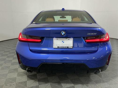 2024 BMW 330 i