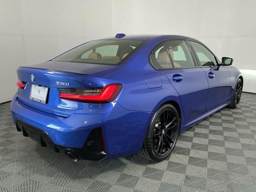 2024 BMW 330 i
