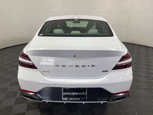 2024 Genesis G70 3.3T RWD Sport Advanced