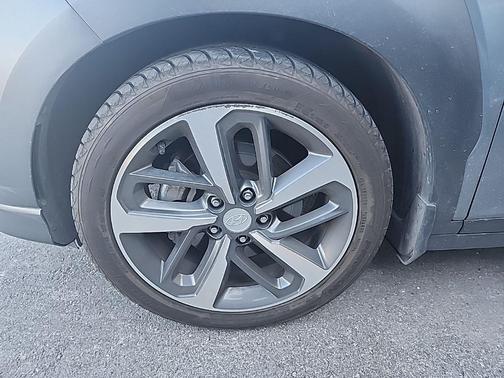 2020 Hyundai KONA Limited