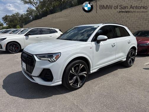2024 Audi Q3 45 S line Premium Plus