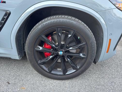 2024 BMW X3 M40i