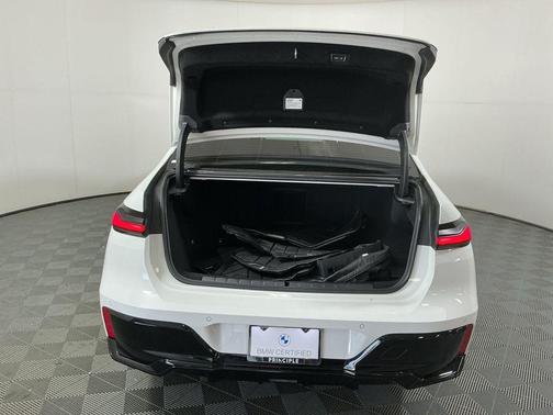 2024 BMW i7 xDrive60