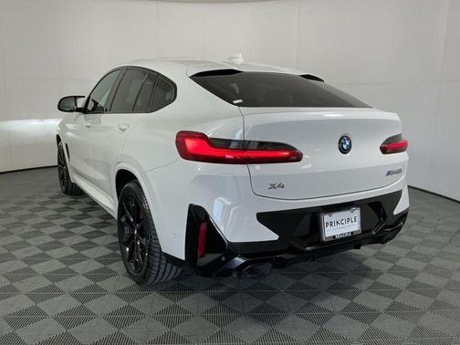 Alpine White 2024 BMW X4 M40i