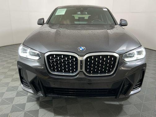 2022 BMW X4 xDrive30i