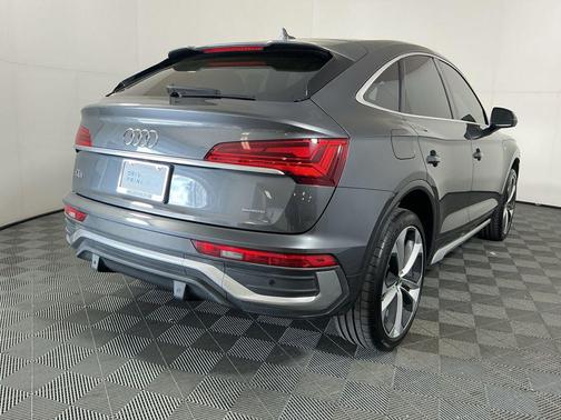 Daytona Gray Pearl Effect 2021 Audi Q5 45 Premium Plus