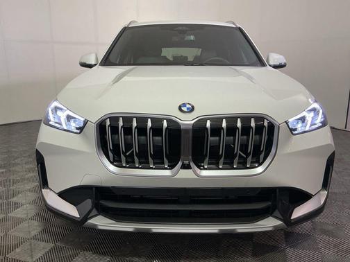 Alpine White 2026 BMW X1 xDrive28i
