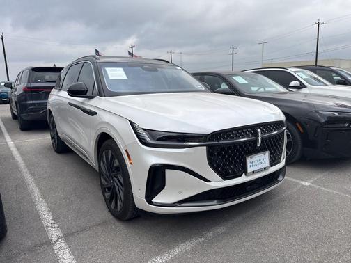 2024 Lincoln Nautilus Black Label