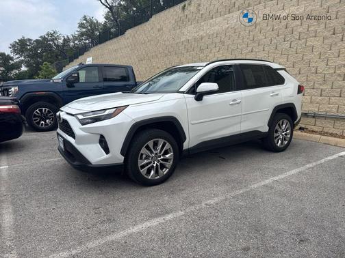 Wind Chill Pearl 2024 Toyota RAV4 XLE Premium
