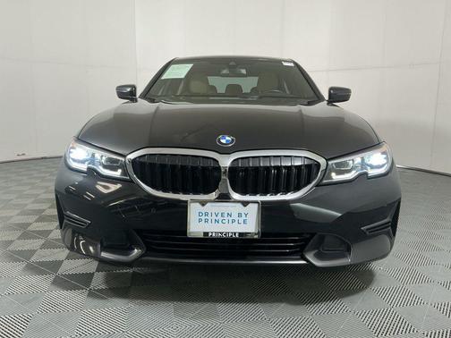 2020 BMW 330 330i