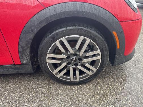 Chili Red 2025 MINI Hardtop Cooper