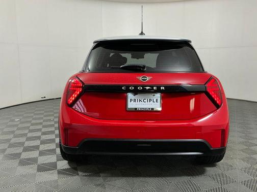 Chili Red 2025 MINI Hardtop Cooper